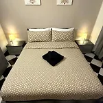 Icon - Almaluz Apartmán