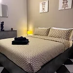 Icon - Almaluz Apartmán *