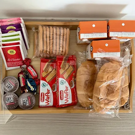 Icon - Almaluz Apartament *